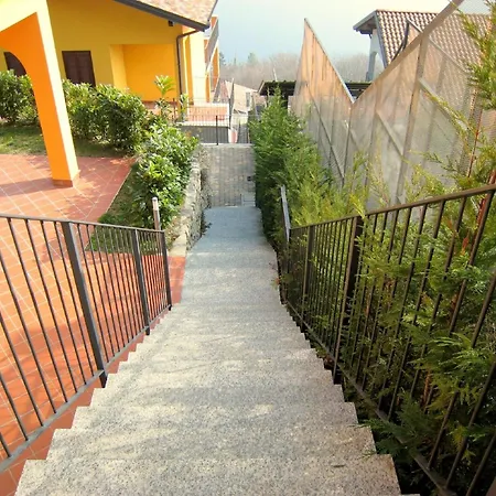 Apartment In Oggebbio With Lake Maggiore Views, Cleaning Included *
