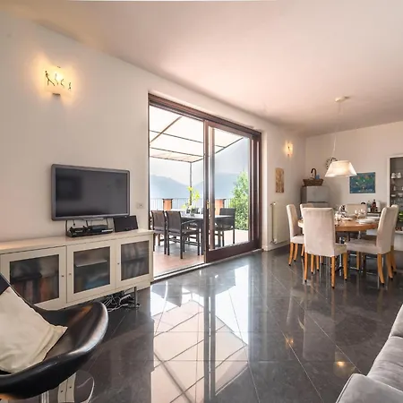 Apartment In Oggebbio With Lake Maggiore Views, Cleaning Included Apartamento