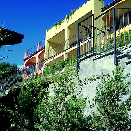 Apartment In Oggebbio With Lake Maggiore Views, Cleaning Included Apartman *